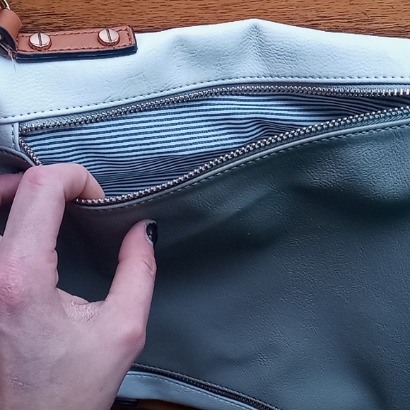 Maurices colorblock crossbody satchel handbag color block - Picture 4 of 6